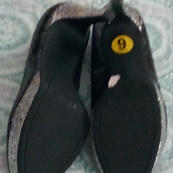 Rampage Pumps🎅 - Picture 2 of 3